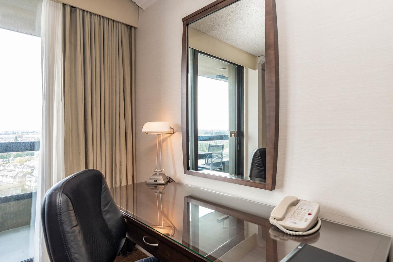 ריצ'מונד Sandman Signature Vancouver Airport Hotel & Resort מראה חיצוני תמונה