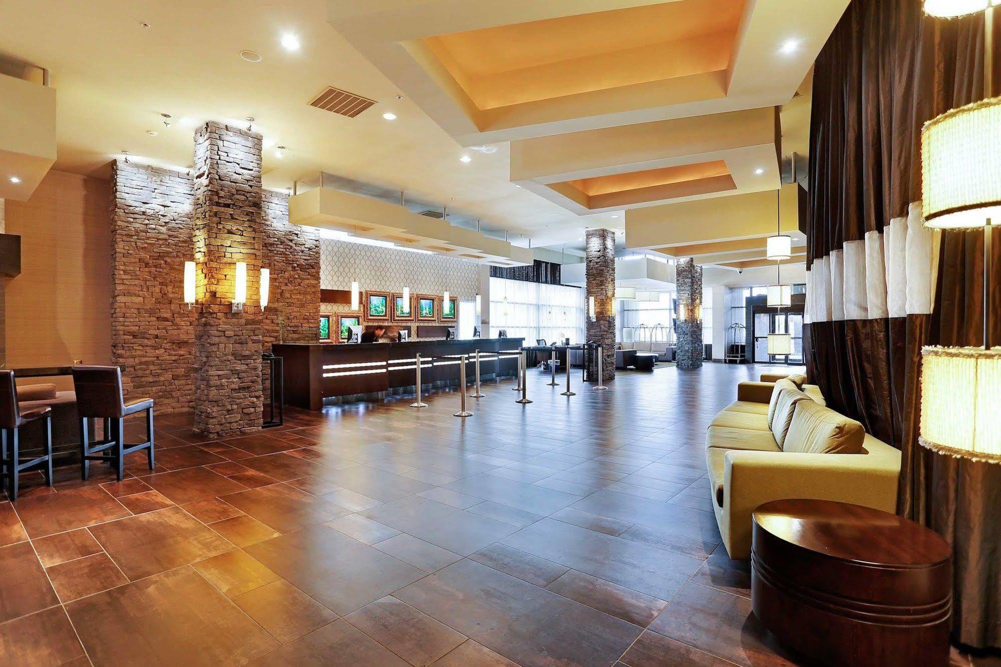 ריצ'מונד Sandman Signature Vancouver Airport Hotel & Resort מראה חיצוני תמונה