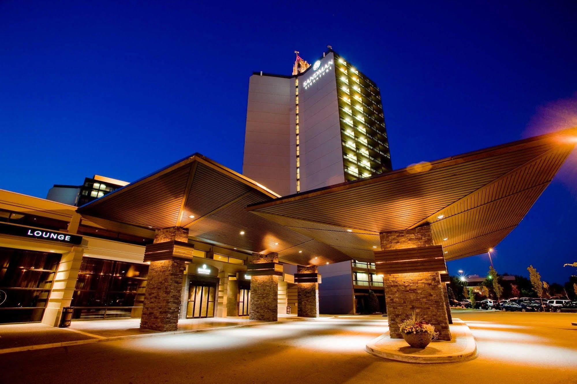 ריצ'מונד Sandman Signature Vancouver Airport Hotel & Resort מראה חיצוני תמונה